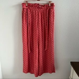 Hollister Ultra High Rise Pink Floral Print Wide Leg Crop Pants Small